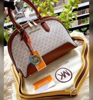 MICHAEL KORS ALMA WITH DUST BAG AND SLING