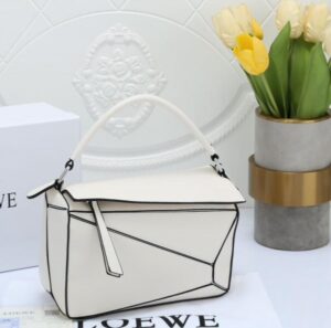 LOEWE PUZZLE HANDBAG WITH OG BOX (WHITE)